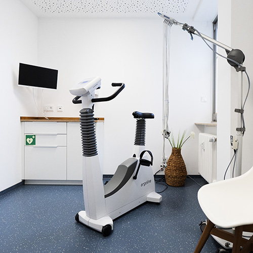 kardiologie-kassel-vorderer-westen- ax700037